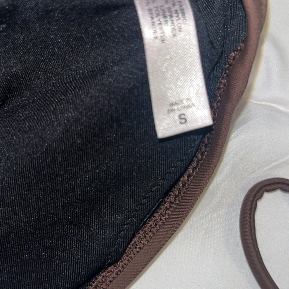 Victoria's Secret women’s Brown Bikini top size small - Picture 6 of 6